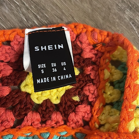 *NEW* Crochet Halter Top - Picture 5 of 5